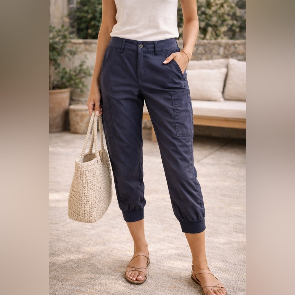 Prana Charcoal Gray Cropped Pants